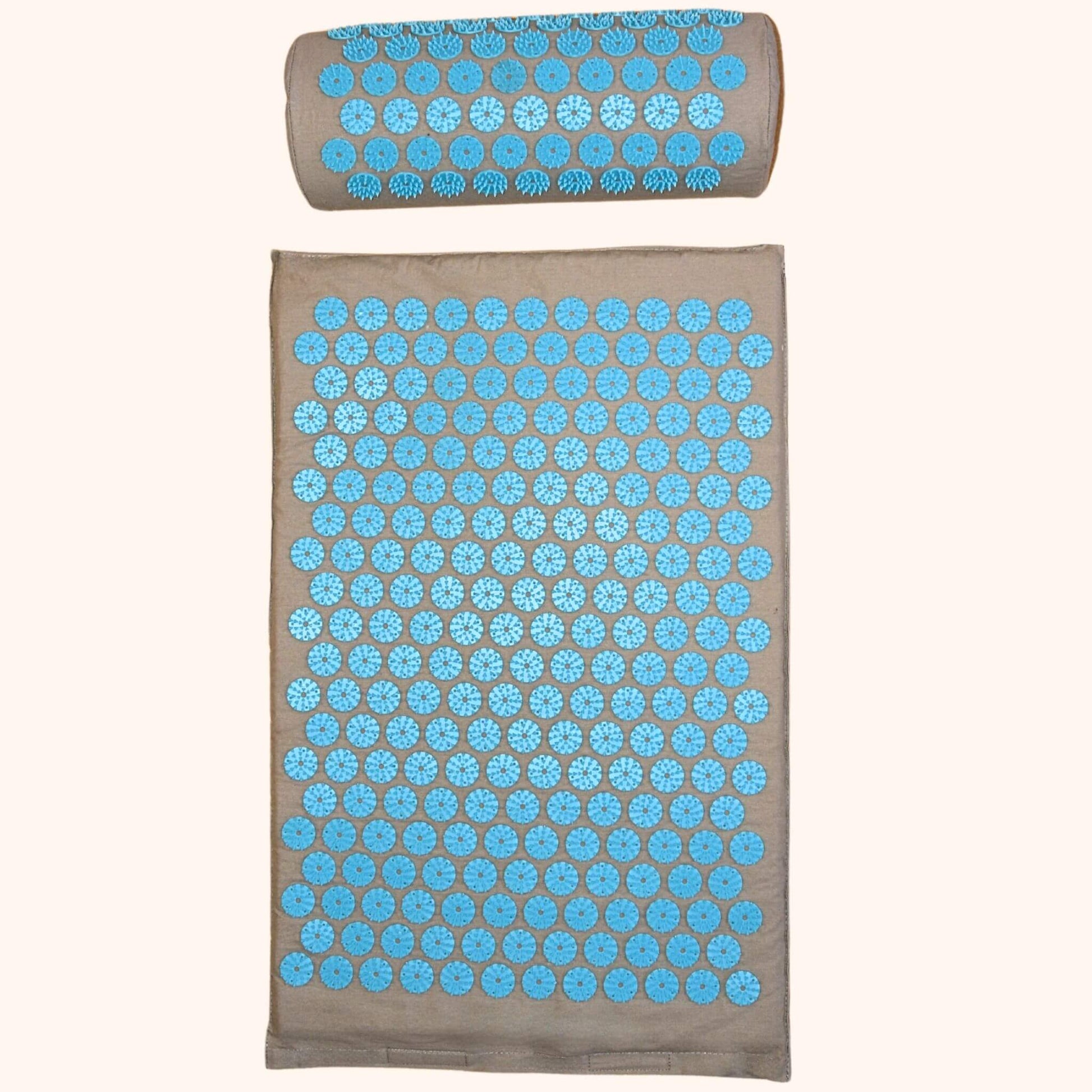 Die Akupressurmatte Basic in blau in der Gesamtansicht